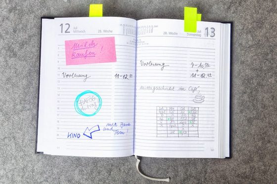 Ein offener Kalender mit Terminen (Foto: Martin Rehm)