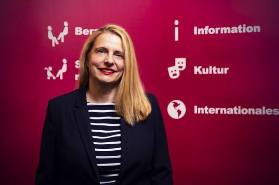 Sabine Füllhaas-Kahnes ist Abteilungsleiterin Soziales beim Studierendenwerk München Oberbayern.