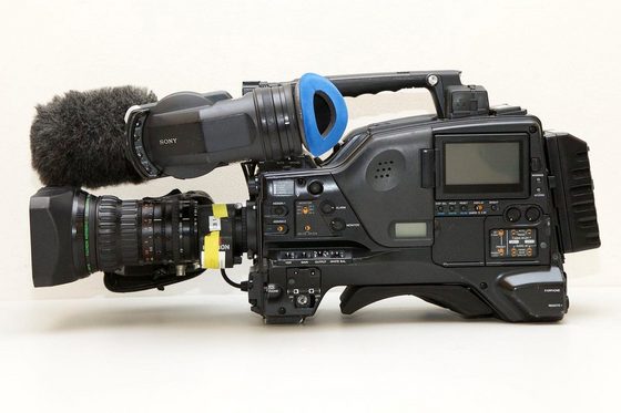 Eine professionelle Fernsehkamera (Foto: Sonja Brüggemann)