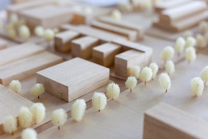 Holzmodell einer Raumplanung. 
