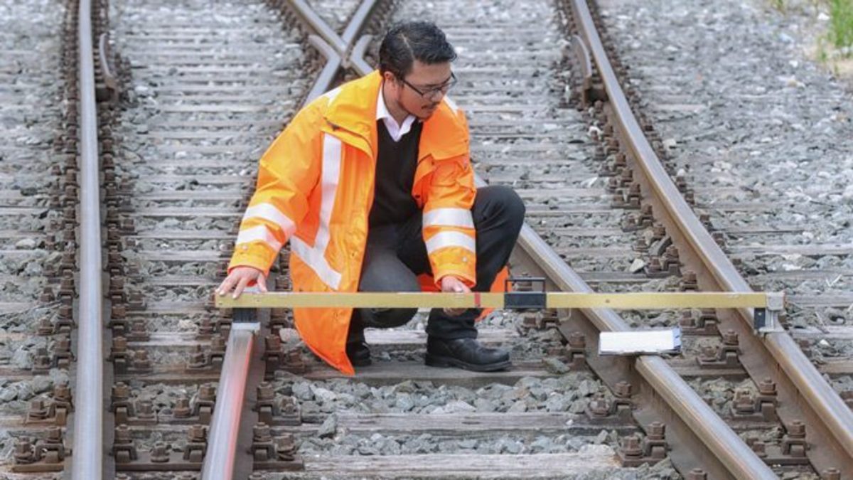 Bauingenieur im Gleisbau: Die Schiene hat Zukunft – abi.de