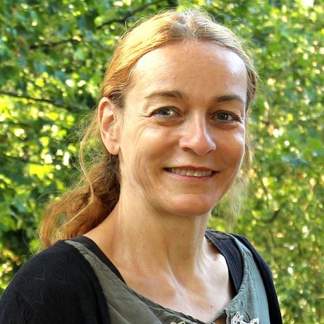 Ein Porträt-Foto von Sabine Najib