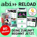 Das Bild zeigt die abi-Medien auf Smartphone, Tablet, Desktop und als Heft. Daneben ist das Comenius-EduMedia-Siegel abgebildet. Der Slogan: abi Reload, deine Zukunft beginnt jetzt.