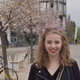 Mirya Dormann (24) arbeitet als Werkstudentin bei Naturstrom in Osnabrück.